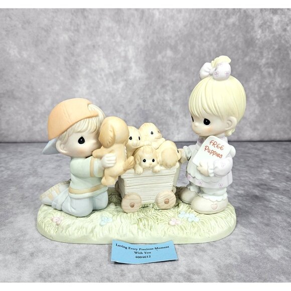 Precious Moments figurine Collection "Loving Every Precious Moment With You" - Picture 3 of 11